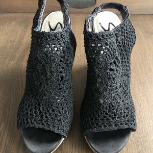 Sketchers Fabric Wedge Sandal